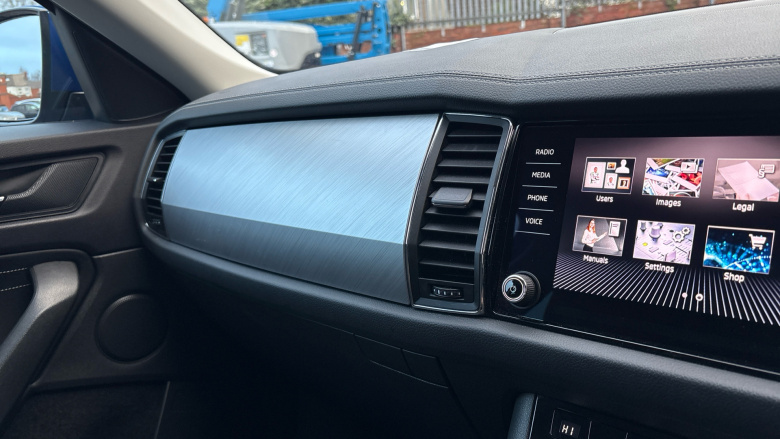 Skoda Kodiaq 1.5 TSI SE Drive 5dr DSG [7 Seat] Petrol Estate